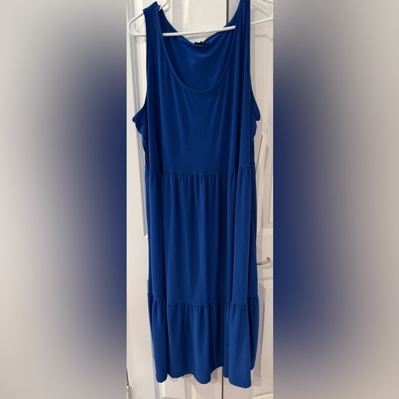 Nicole Miller Elegant Blue Sleeveless Dress Size 2 X NWT - Picture 3 of 10